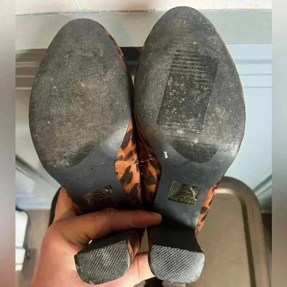 Leopard Print Suede Platform Heel
Booties - Picture 6 of 6